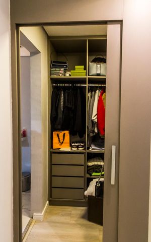 Apartamento à venda com 100m², 2 quartos e 2 vagas Apartamento à venda com 100m², 2 quartos e 2 vagasSuíte