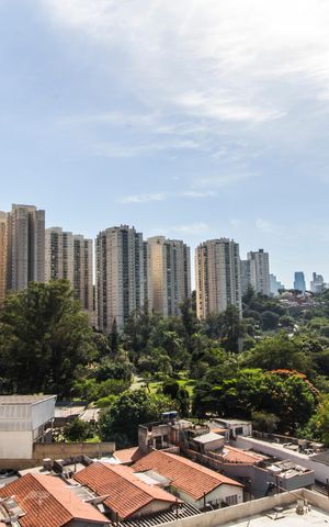 Apartamento à venda com 100m², 2 quartos e 2 vagas Apartamento à venda com 100m², 2 quartos e 2 vagasVista da Sala