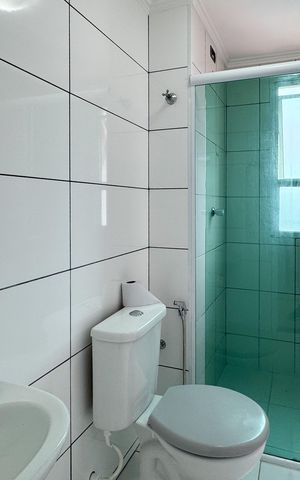 Apartamento à venda com 54m², 2 quartos e 1 vaga Apartamento à venda com 54m², 2 quartos e 1 vagaBanheiro Social