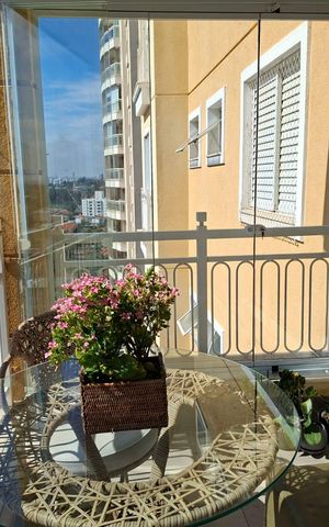Apartamento à venda com 113m², 3 quartos e 2 vagas Apartamento à venda com 113m², 3 quartos e 2 vagasVaranda