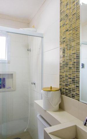 Apartamento à venda com 75m², 3 quartos e 2 vagas Apartamento à venda com 75m², 3 quartos e 2 vagasBanheiro social