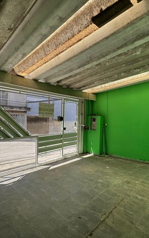Casa à venda com 110m², 3 quartos e 2 vagas