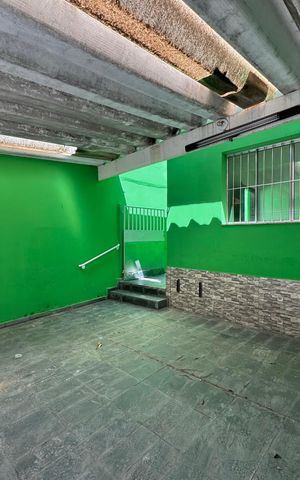 Casa à venda com 110m², 3 quartos e 2 vagas