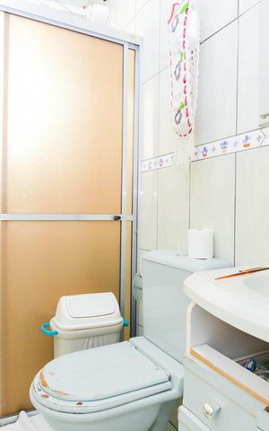 Casa à venda com 110m², 3 quartos e 1 vagaBanheiro Social