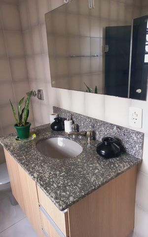 Casa à venda com 350m², 3 quartos e sem vaga Casa à venda com 350m², 3 quartos e sem vagaBanheiro