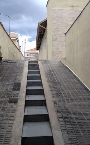 Casa à venda com 350m², 3 quartos e sem vaga Casa à venda com 350m², 3 quartos e sem vagaGaragem