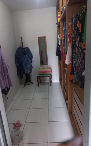 Casa à venda com 350m², 3 quartos e sem vaga Casa à venda com 350m², 3 quartos e sem vagaQuarto
