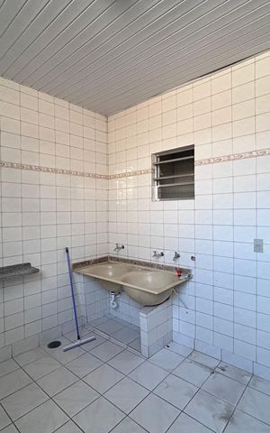 Casa à venda com 176m², 3 quartos e 2 vagasÁrea de Serviço