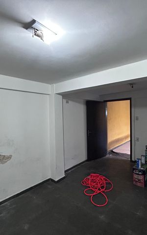 Casa à venda com 176m², 3 quartos e 2 vagasQuarto de Serviço