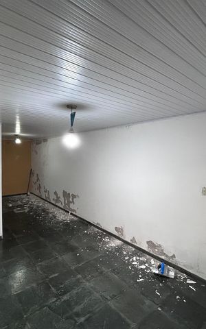 Casa à venda com 176m², 3 quartos e 2 vagasSala 