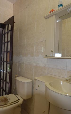 Casa à venda com 480m², 2 quartos e 2 vagasBanheiro