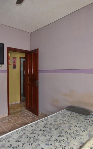 Casa à venda com 480m², 2 quartos e 2 vagasQuarto  1 Suíte