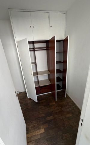 Apartamento à venda com 140m², 4 quartos e 2 vagasQuarto de Serviço
