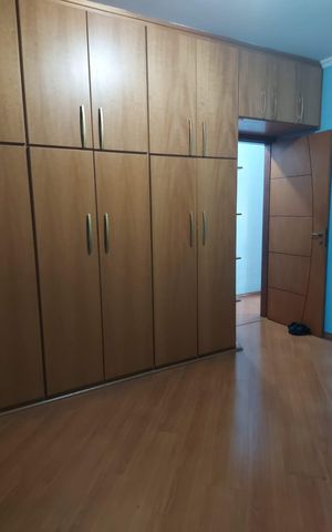 Casa à venda com 185m², 3 quartos e 3 vagas Casa à venda com 185m², 3 quartos e 3 vagasQuarto