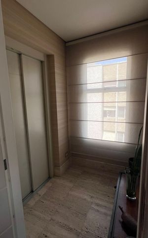 Apartamento para alugar com 122m², 2 quartos e 3 vagas Apartamento para alugar com 122m², 2 quartos e 3 vagasHall de entrada