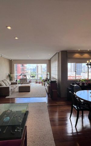 Apartamento para alugar com 122m², 2 quartos e 3 vagas Apartamento para alugar com 122m², 2 quartos e 3 vagasSala