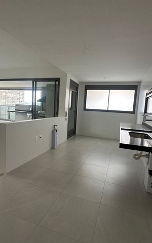 Apartamento à venda com 239m², 3 quartos e 4 vagas Apartamento à venda com 239m², 3 quartos e 4 vagasCozinha