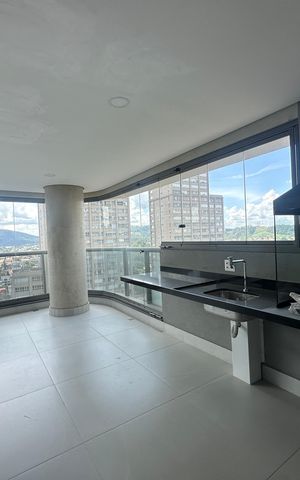 Apartamento à venda com 239m², 3 quartos e 4 vagas Apartamento à venda com 239m², 3 quartos e 4 vagasChurrasqueira