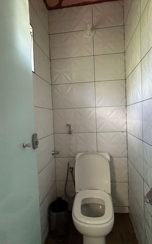 Casa de condomínio à venda com 250m², 6 quartos e 4 vagas