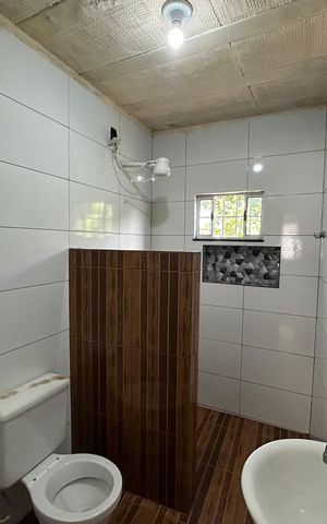 Casa de condomínio à venda com 250m², 6 quartos e 4 vagas