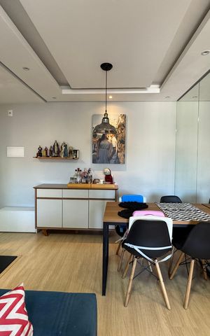 Apartamento à venda com 50m², 2 quartos e 1 vaga Apartamento à venda com 50m², 2 quartos e 1 vagaSala