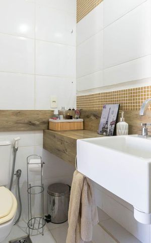 Apartamento à venda com 74m², 2 quartos e 1 vagaBanheiro 