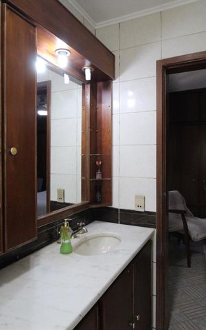 Apartamento à venda com 184m², 4 quartos e 2 vagasBanheiro da Suíte 1