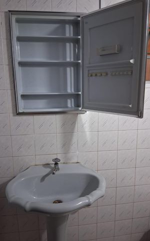 Casa para alugar com 50m², 1 quarto e sem vaga Casa para alugar com 50m², 1 quarto e sem vagaBanheiro