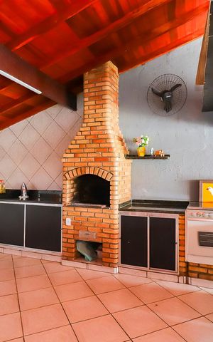 Casa à venda com 120m², 4 quartos e 2 vagasÁrea de Serviço / Espaço Gourmet