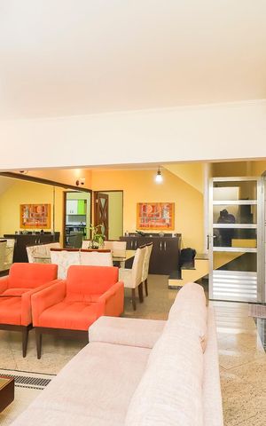 Casa à venda com 120m², 4 quartos e 2 vagasSala de Estar