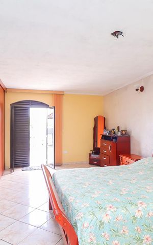 Casa à venda com 120m², 4 quartos e 2 vagasQuarto 1 - Suíte