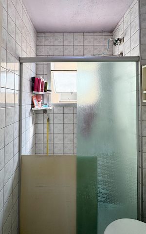 Apartamento à venda com 72m², 2 quartos e 1 vaga Apartamento à venda com 72m², 2 quartos e 1 vagaBanheiro Social
