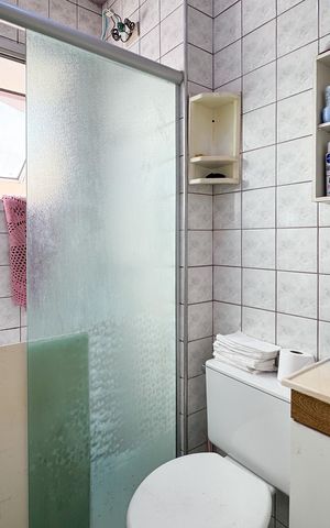 Apartamento à venda com 72m², 2 quartos e 1 vaga Apartamento à venda com 72m², 2 quartos e 1 vagaBanheiro Social