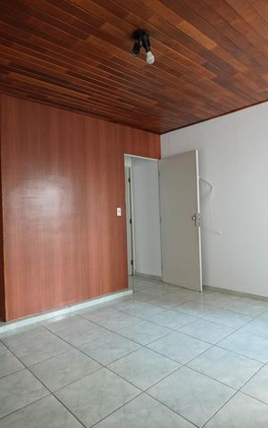 Casa à venda com 105m², 4 quartos e 2 vagasSala casa 2