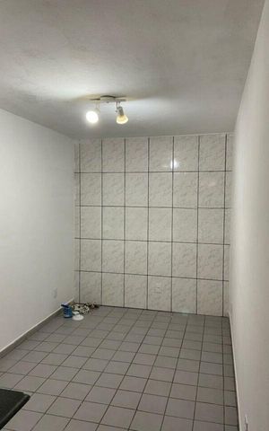 Casa à venda com 350m², 8 quartos e sem vaga