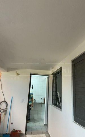 Casa à venda com 350m², 8 quartos e sem vaga