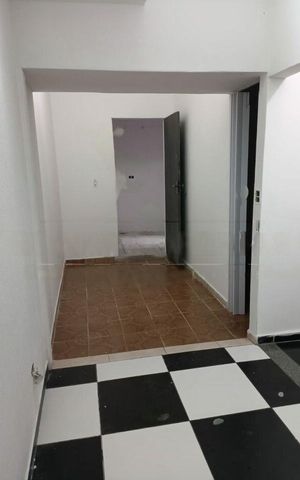 Casa à venda com 350m², 8 quartos e sem vaga