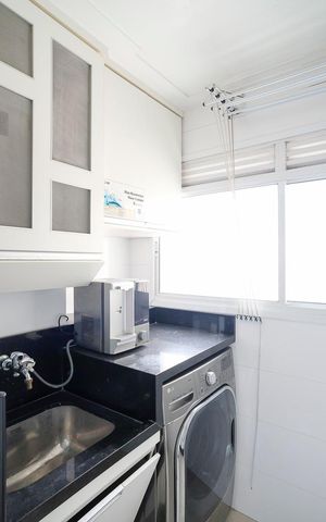 Apartamento à venda com 400m², 4 quartos e 4 vagasÁrea de serviço