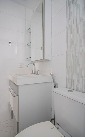 Apartamento à venda com 400m², 4 quartos e 4 vagasBanheiro da Suíte 1