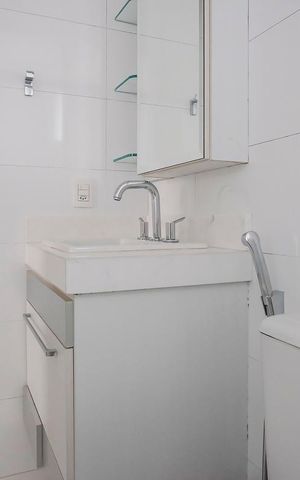Apartamento à venda com 400m², 4 quartos e 4 vagasBanheiro da Suíte 1
