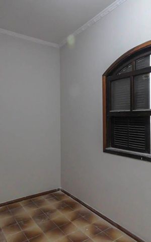 Casa à venda com 125m², 3 quartos e 2 vagas Casa à venda com 125m², 3 quartos e 2 vagasQuarto 2