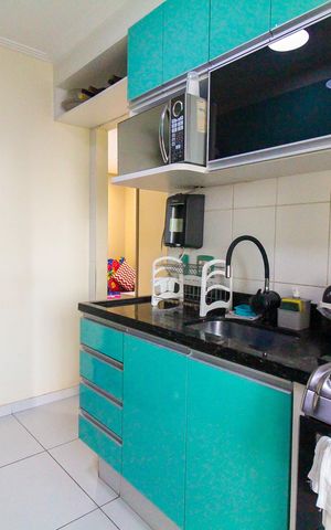 Apartamento à venda com 49m², 2 quartos e 1 vaga Apartamento à venda com 49m², 2 quartos e 1 vagaCozinha e Área de Serviço