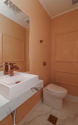 Casa à venda com 223m², 3 quartos e 2 vagasLavabo
