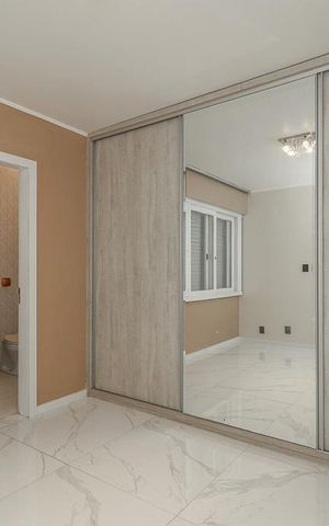 Casa à venda com 223m², 3 quartos e 2 vagasQuarto Suíte