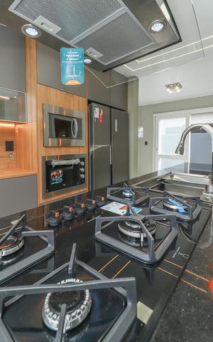 Casa à venda com 223m², 3 quartos e 2 vagasCozinha