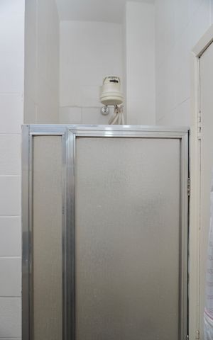 Apartamento à venda com 85m², 3 quartos e 2 vagas Apartamento à venda com 85m², 3 quartos e 2 vagasBanheiro da Suíte