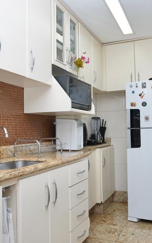 Apartamento à venda com 85m², 3 quartos e 2 vagas Apartamento à venda com 85m², 3 quartos e 2 vagasCozinha