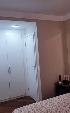 Apartamento à venda com 94m², 4 quartos e 2 vagas Apartamento à venda com 94m², 4 quartos e 2 vagasQuarto