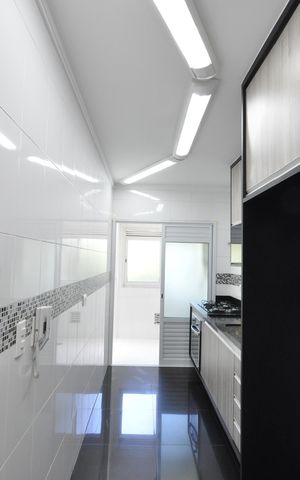 Apartamento à venda com 80m², 3 quartos e 2 vagasCozinha