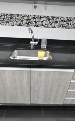 Apartamento à venda com 80m², 3 quartos e 2 vagasCozinha